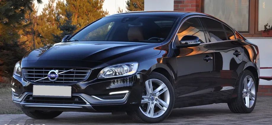 świętokrzyskie Volvo S60 cena 47800 przebieg: 207000, rok produkcji 2014 z Starachowice